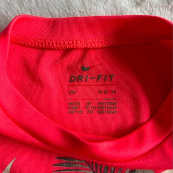 Nike tshirt​ - Picture 3 of 3